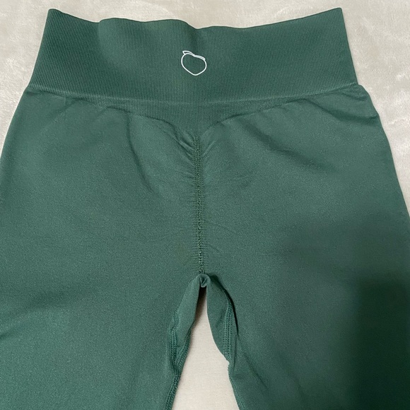 Forest Green Leggings - Picture 4 of 4